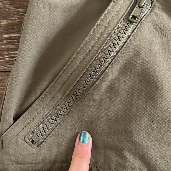 Men’s Columbia Belted Titanium Cargo Shorts - Picture 5 of 5